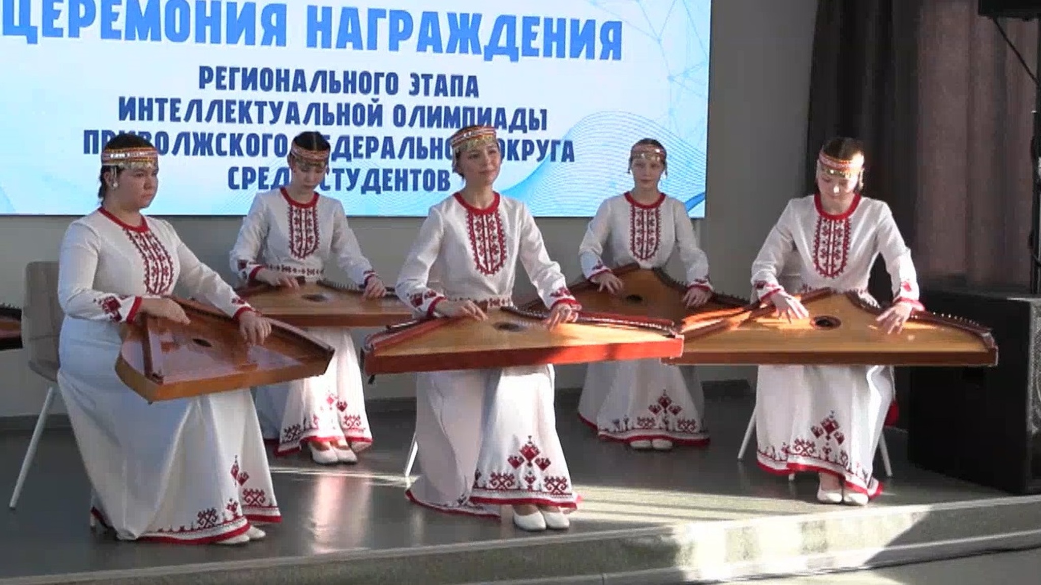"Файлы Эйнштейна" и другие лучшие команды студентов представят Марий Эл в финале Интеллектуальной олимпиады ПФО
