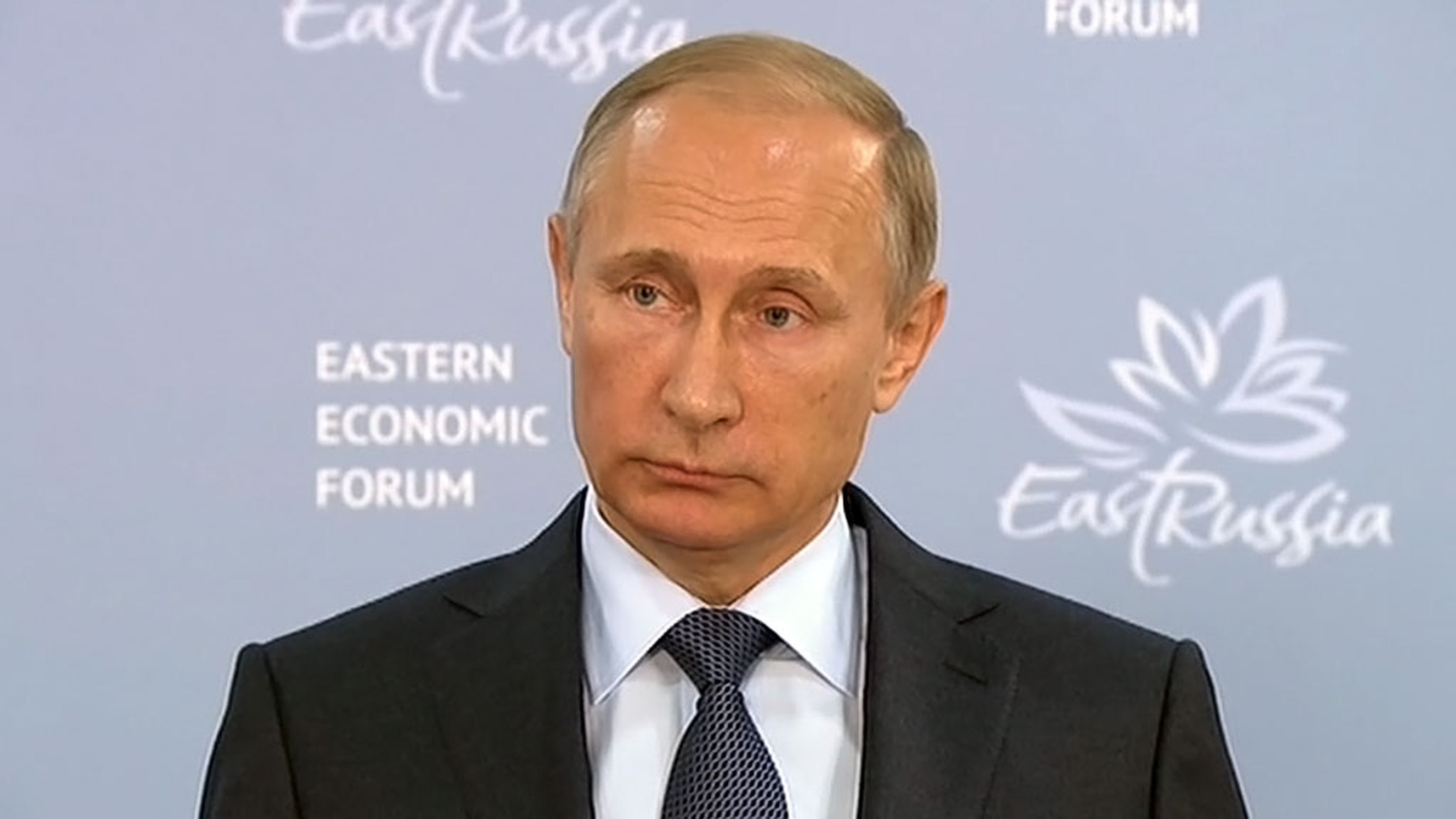 Владимир Путин: власти Украины не выполняют условия политического урегулирования в Донбассе