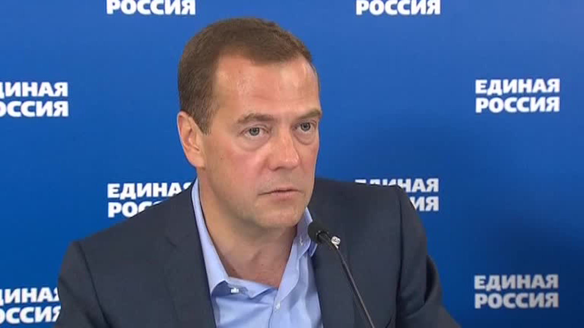 Медведев: очень ценно, что россияне поддерживают курс правительства