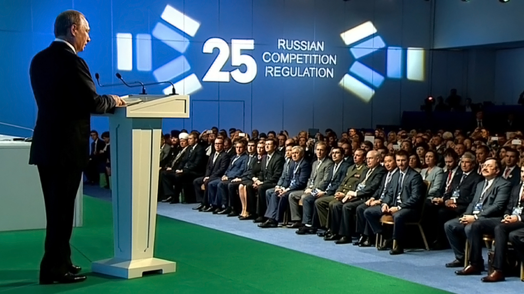 Путин выступил против монополизма в экономике