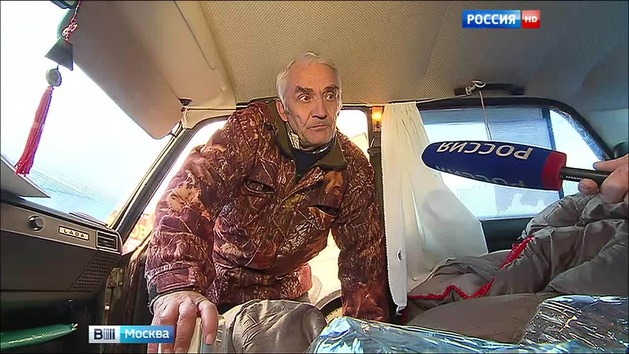 Голодовка в "Жигулях": водитель-пенсионер не согласен с решением суда