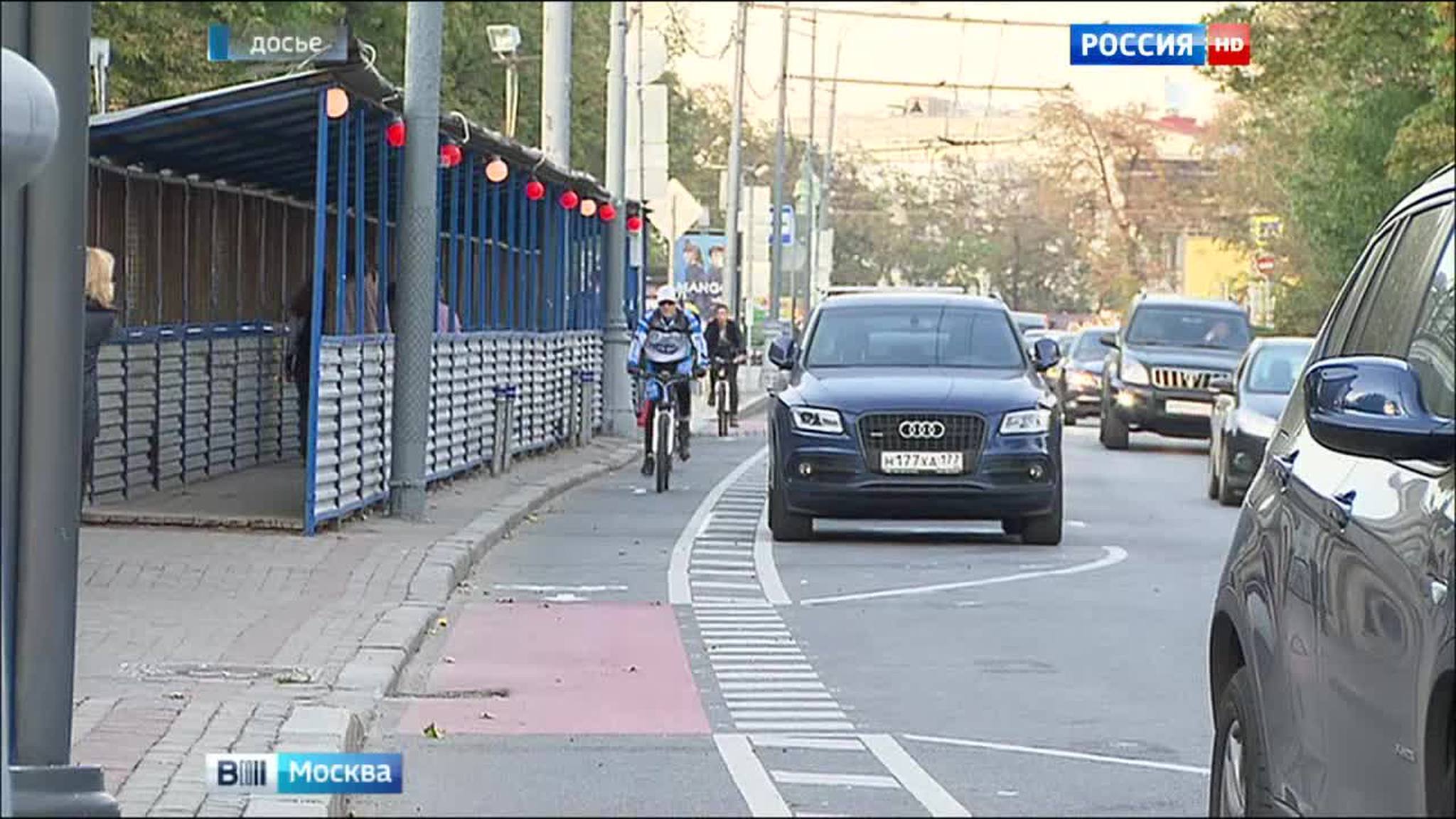 С московских бульваров на зиму уберут выделенку для велосипедистов