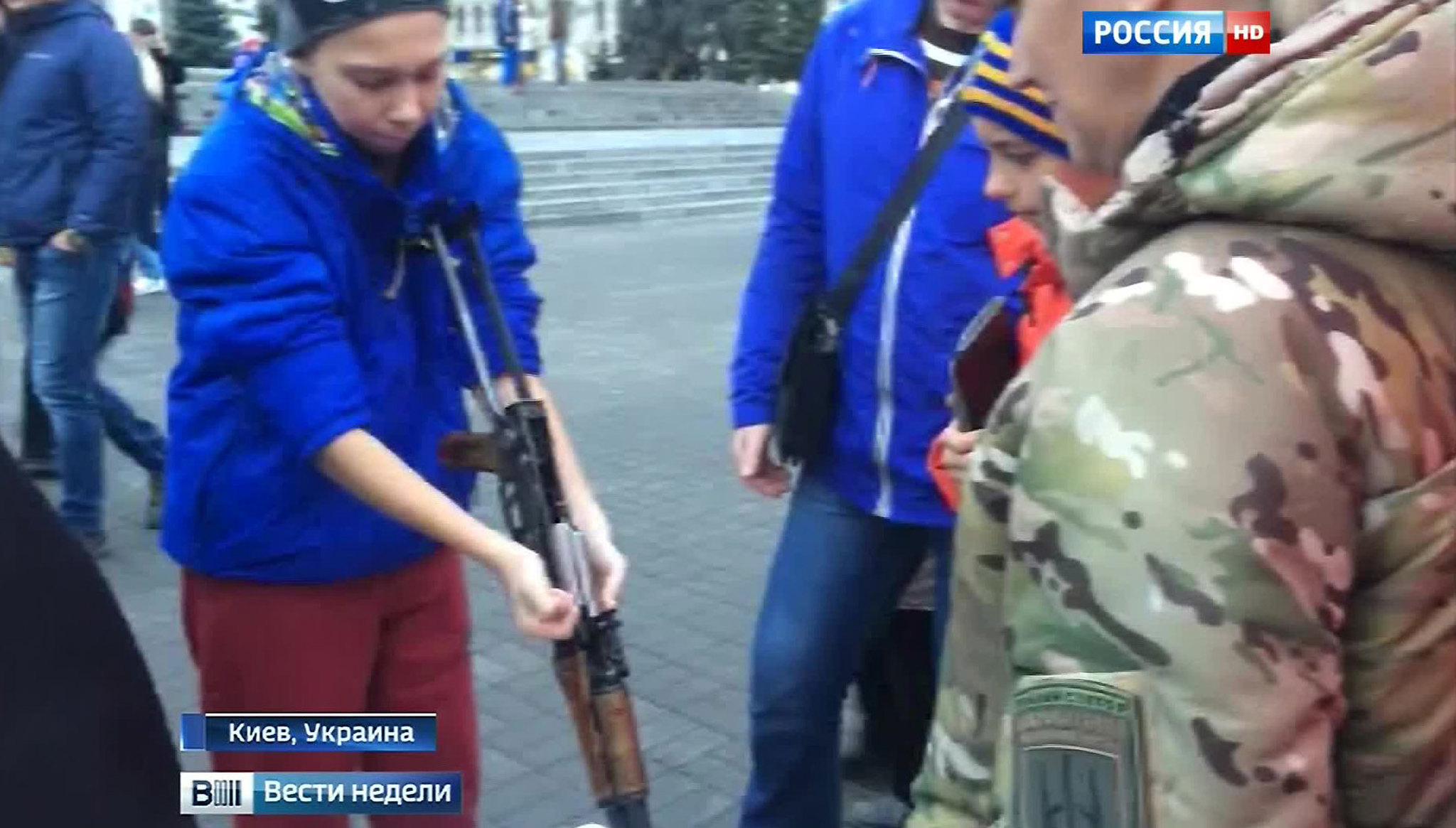 Украина: самоблокада и оружейный Майдан