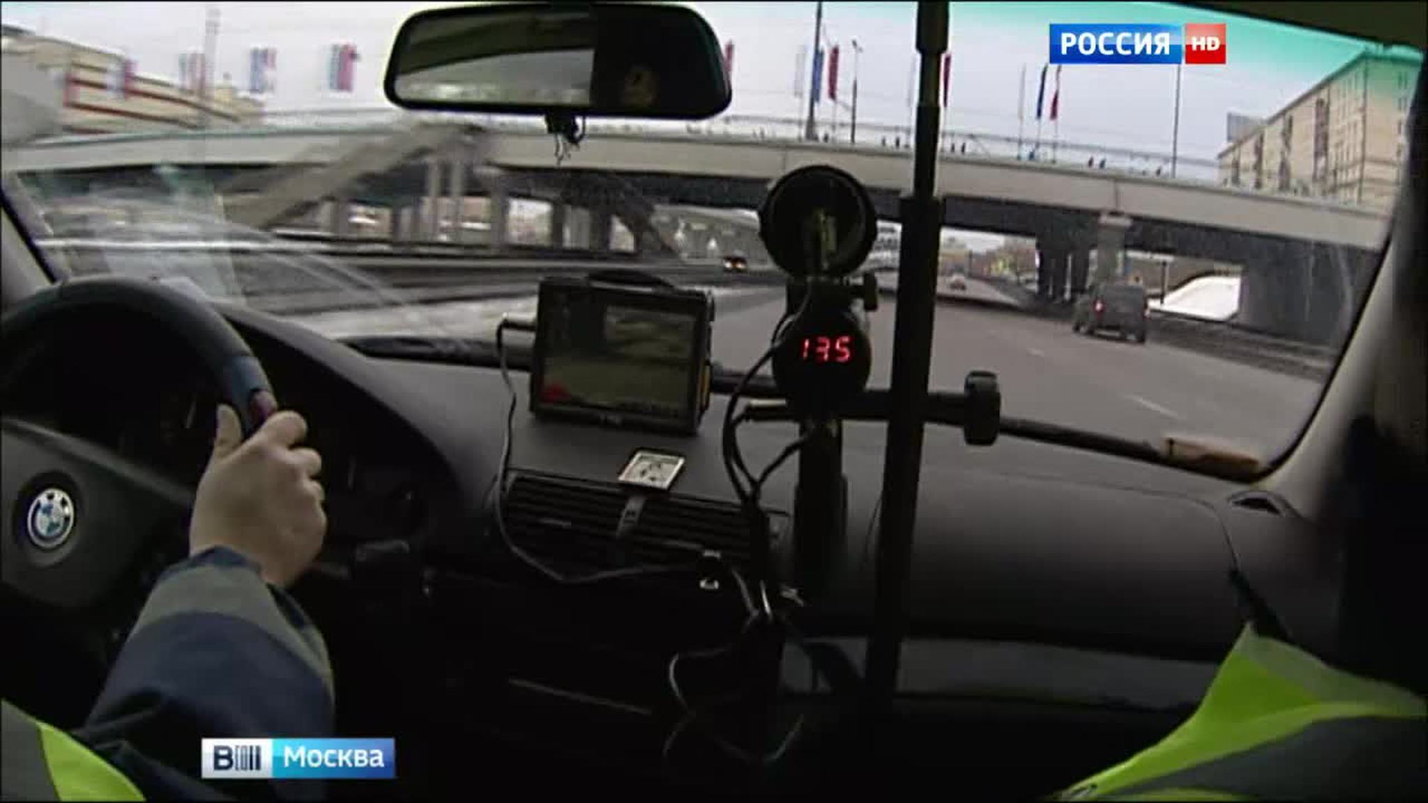 На борьбу с московскими лихачами выпустят спецроту ГИБДД