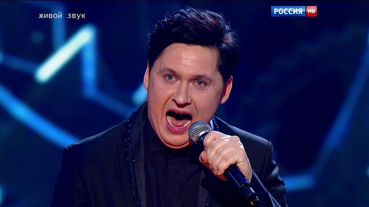Эфир от 26.12.2015. Юрий Кононов с песней "Как молоды мы были"