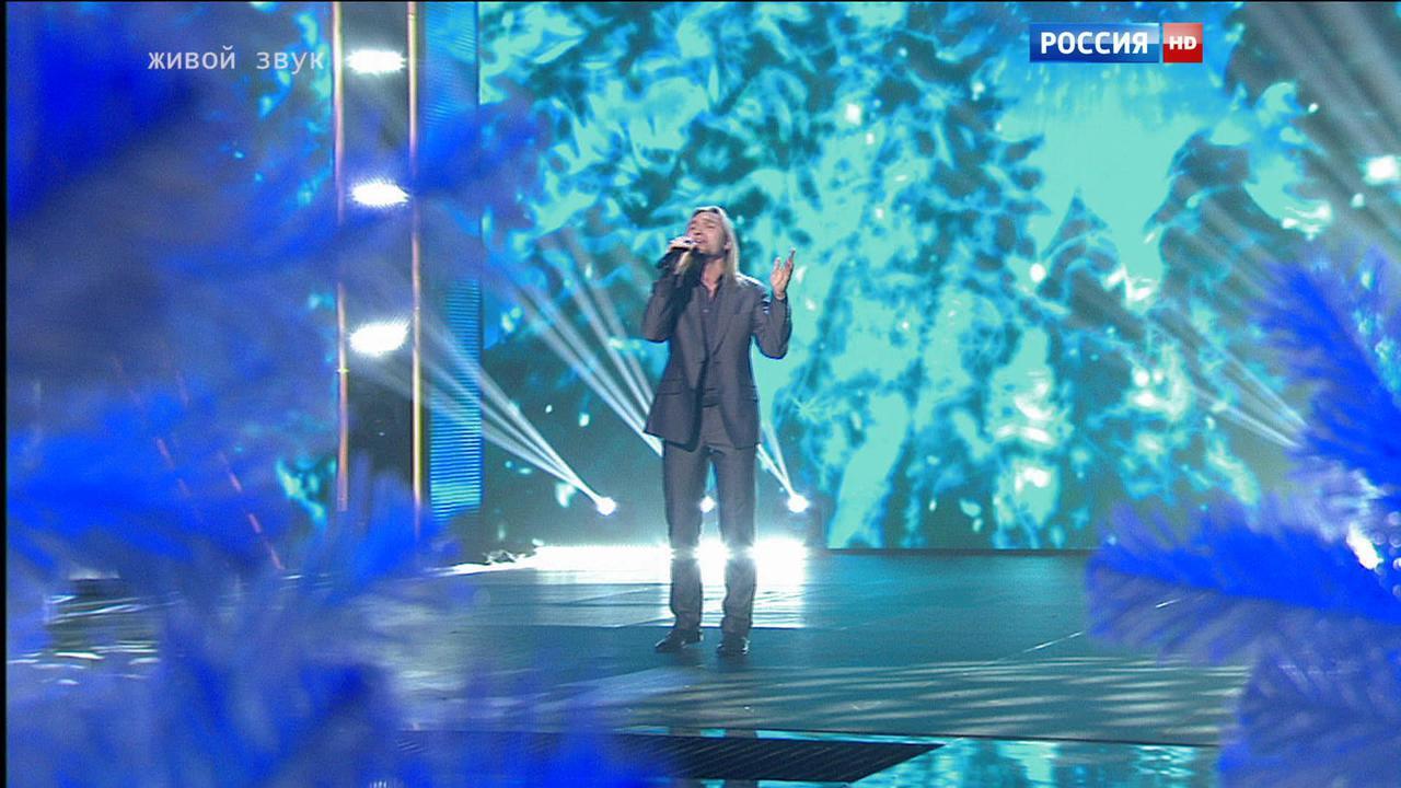 Эфир от 26.12.2015. Петр Елфимов с песней "Беловежская пуща"