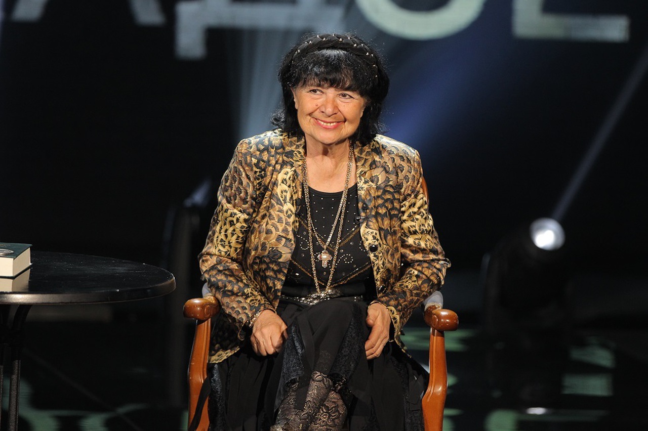 Лиана Исакадзе