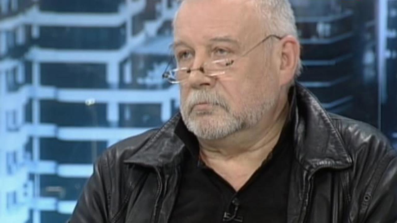 Война памятников