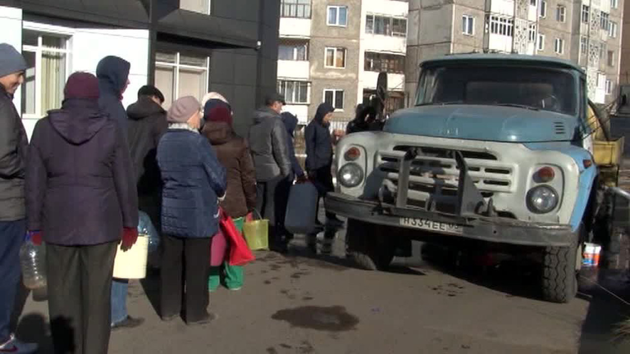 Жителям Улан-Удэ начали давать воду