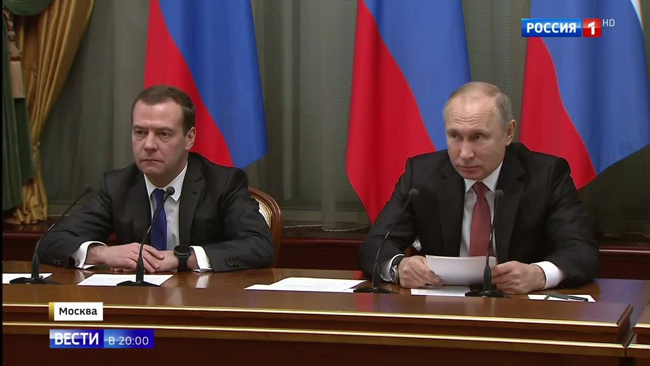 Легко ли управлять Россией: Путин в Кремле ответил на детские вопросы