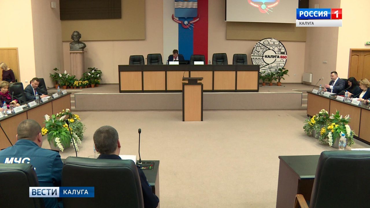 Дорога в Шопино, новый парк и жильё: в горуправе Калуги подвели итоги 2017 года