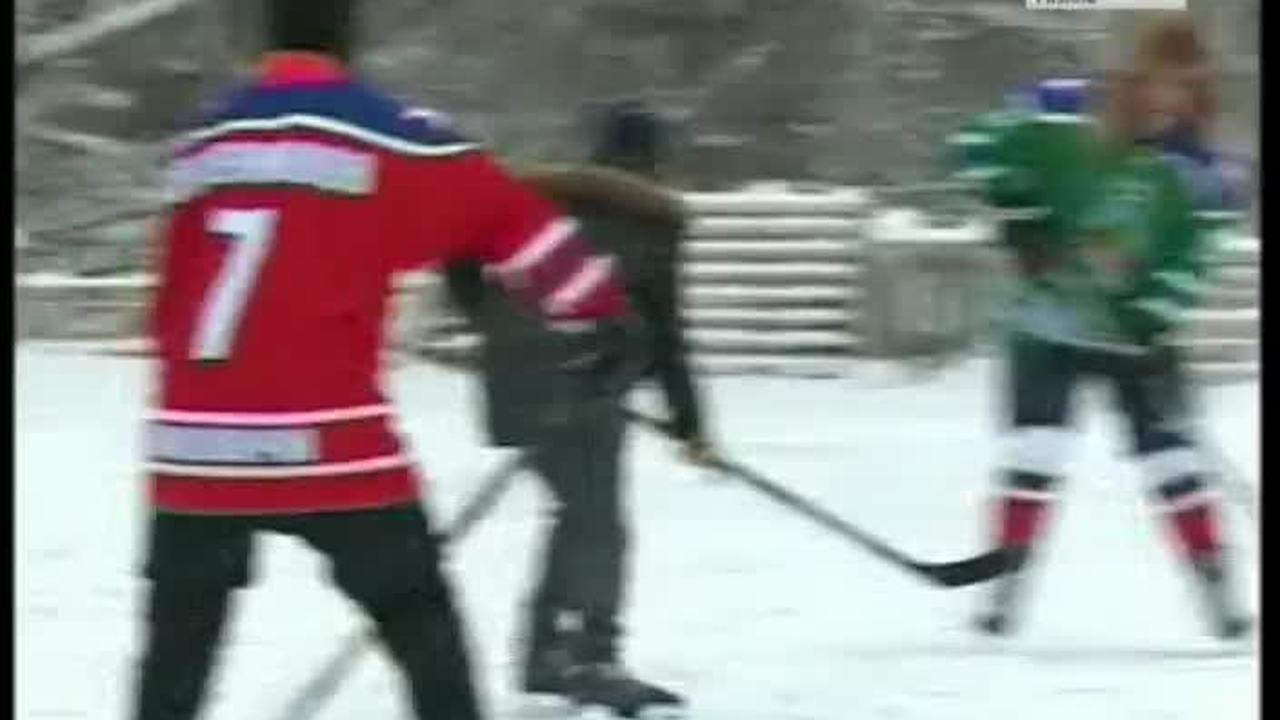 Победители городского чемпионата по хоккею не получили обещанного катка