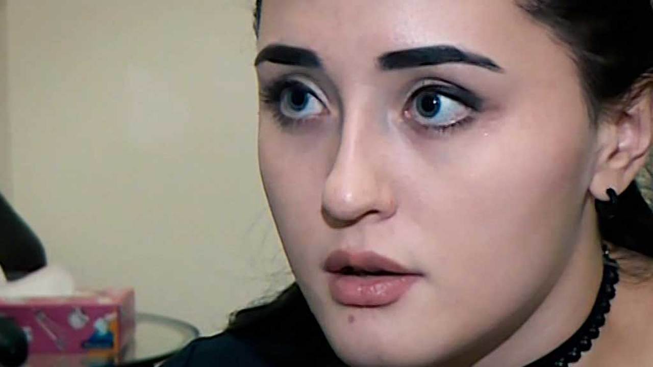 Родители держали дочь в клетке: разоблачение
