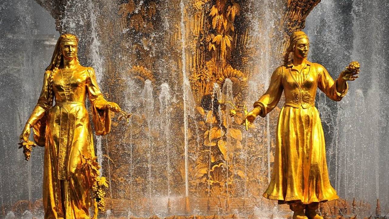 Акция Вальс народов России объединит тысячи людей со всей страны