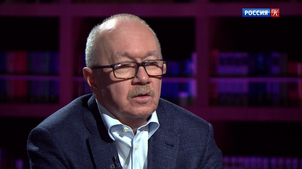 Денис Драгунский. "Автопортрет неизвестного"
