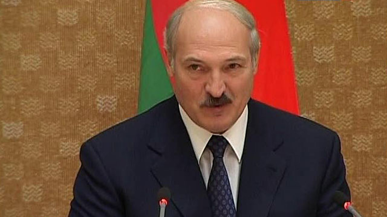 Лукашенко грозится создать "Викиликс" по-белорусски