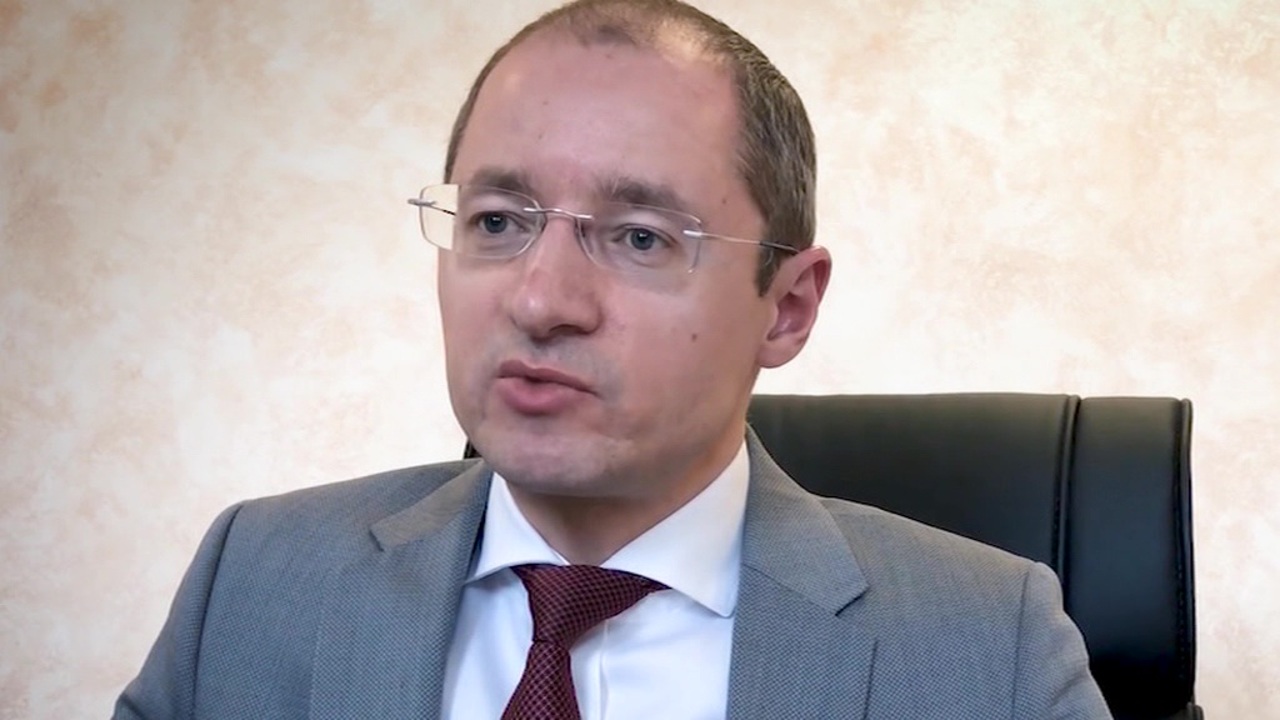 Какие работы ведутся по антикризисному пакету решений