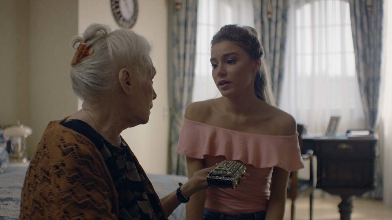 Разбитое зеркало