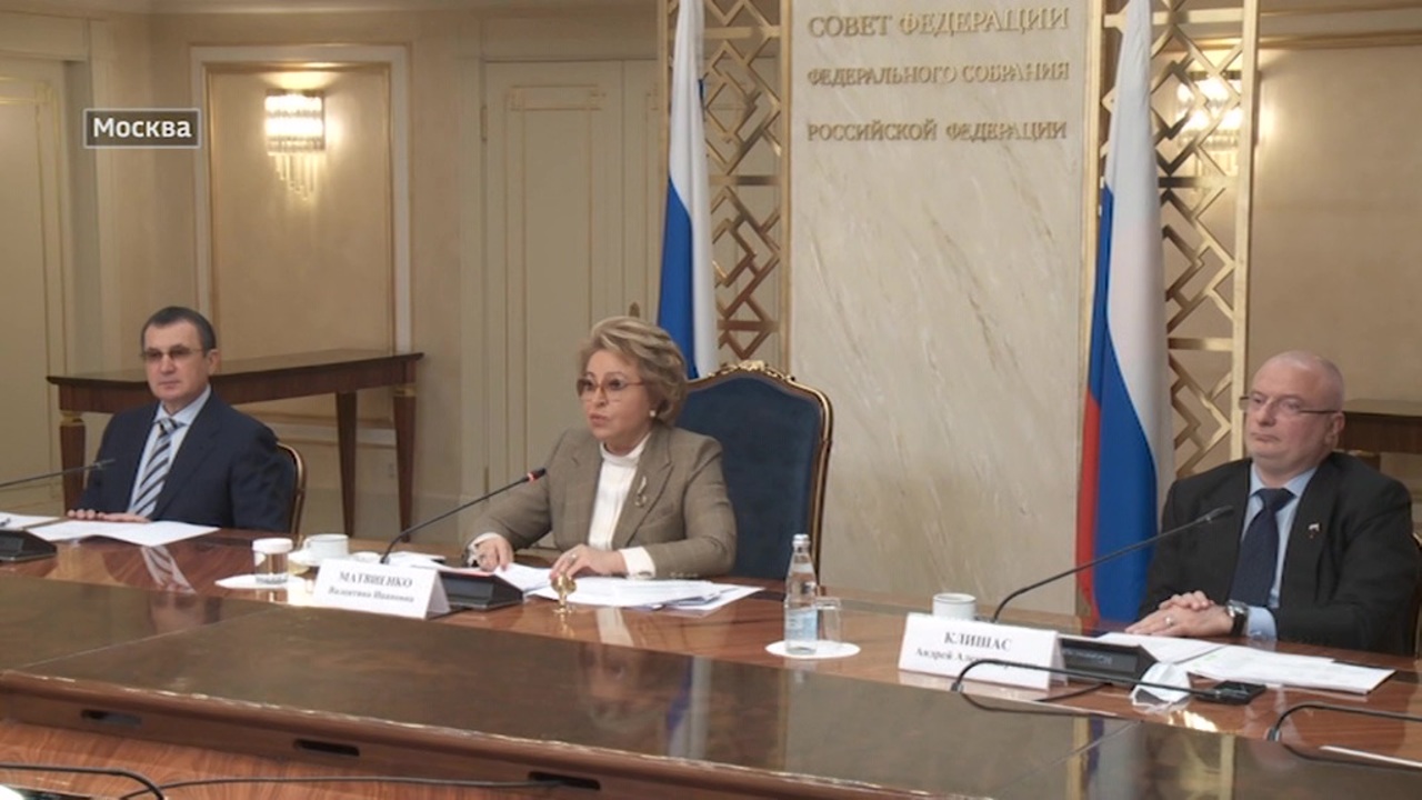 Резиденты Арктической зоны, острые вопросы главе Минпромторга и "Бессмертный полк"