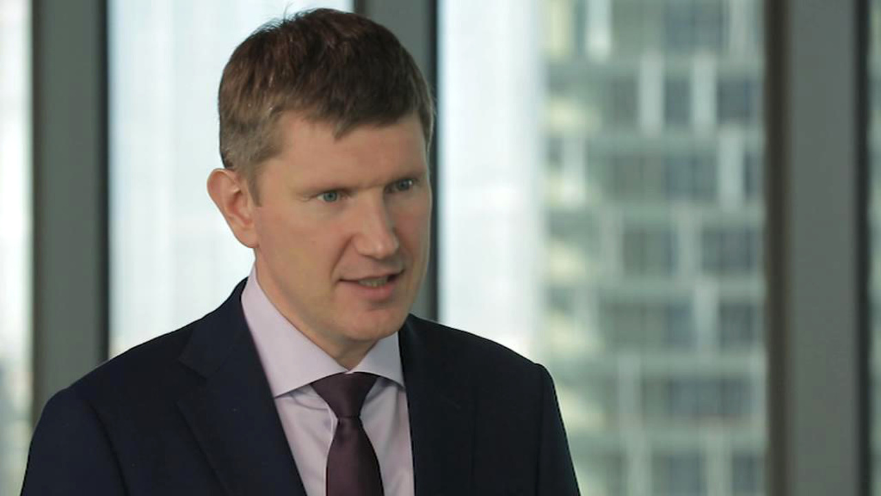 Максим Решетников: курс рубля будет умеренно ослабляться