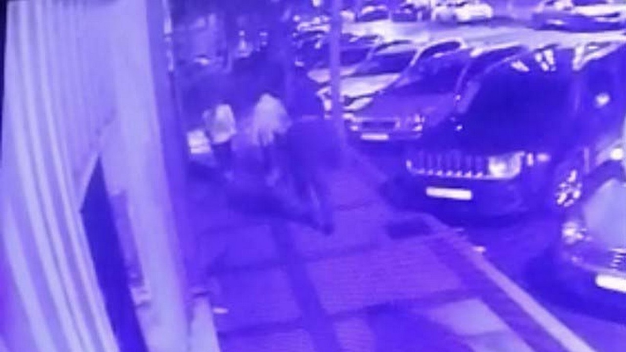 Напавший с ножом на россиян в Стамбуле страдает психическим расстройством