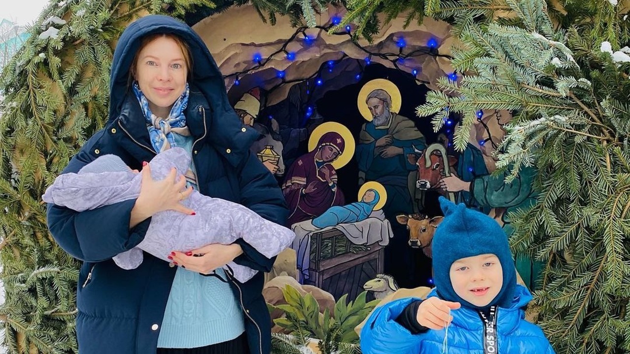 Подольская выходит из декрета через четыре месяца после родов