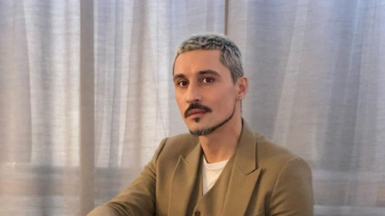 Дима Билан выпустил клип "Крылатые качели" в память о погибших детях Донбасса