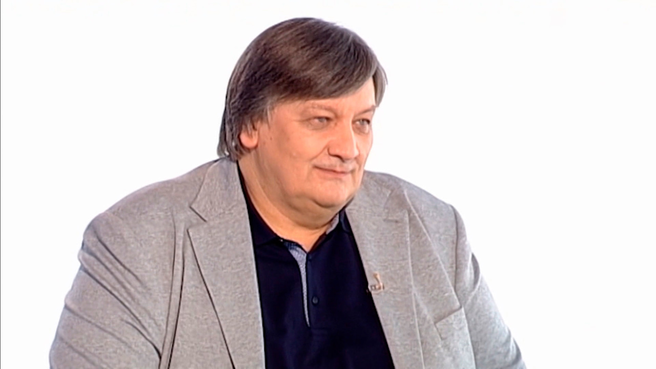 Александр Велединский