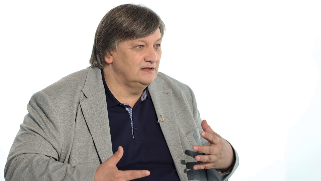 Белая студия