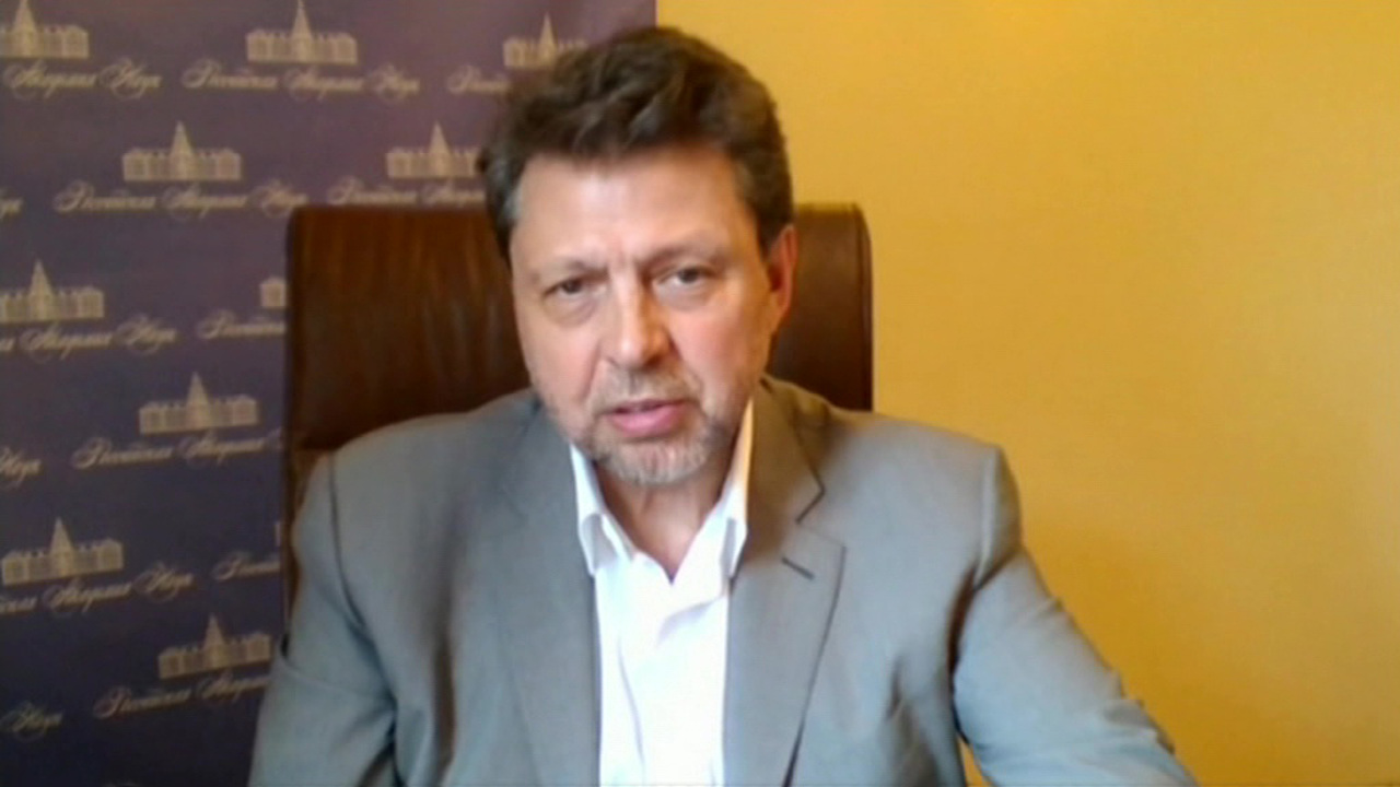 Президент Российской академии наук развенчал мифы о вакцинации