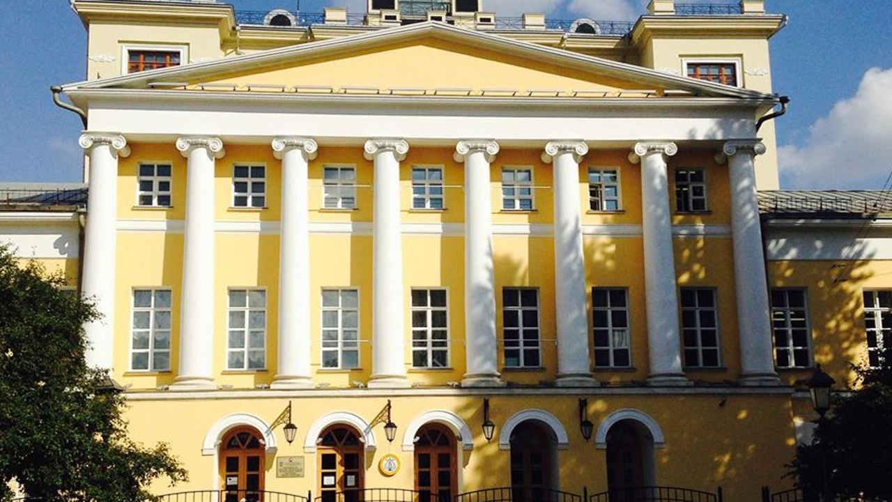Юбилейный концерт к 75-летию Гнесинки пройдет в Москве
