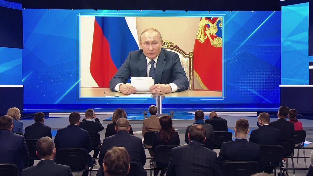 4 декабря: обращение Путина к единороссам и рейс из ЮАР