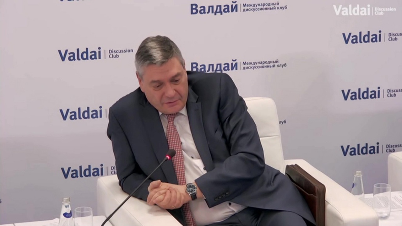 "Омикрон", реакция США на предложения России, новые данные о крушении рейса MH-17