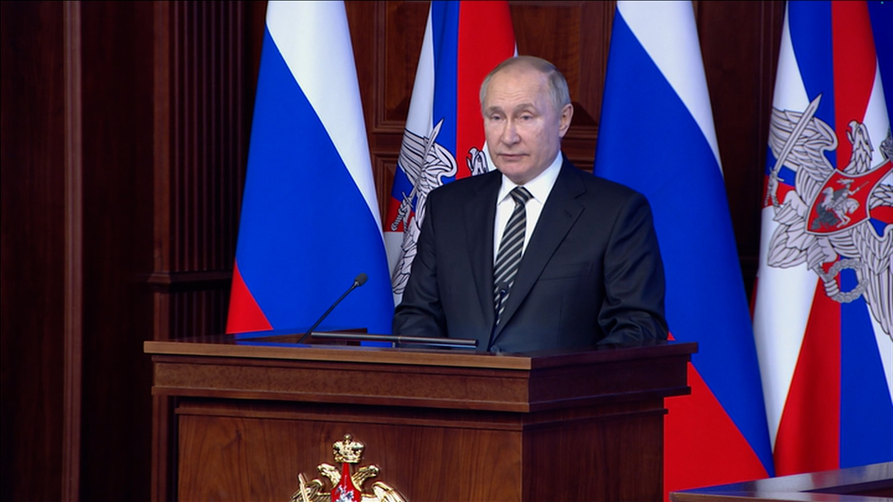 Путин выступил на коллегии Минобороны России