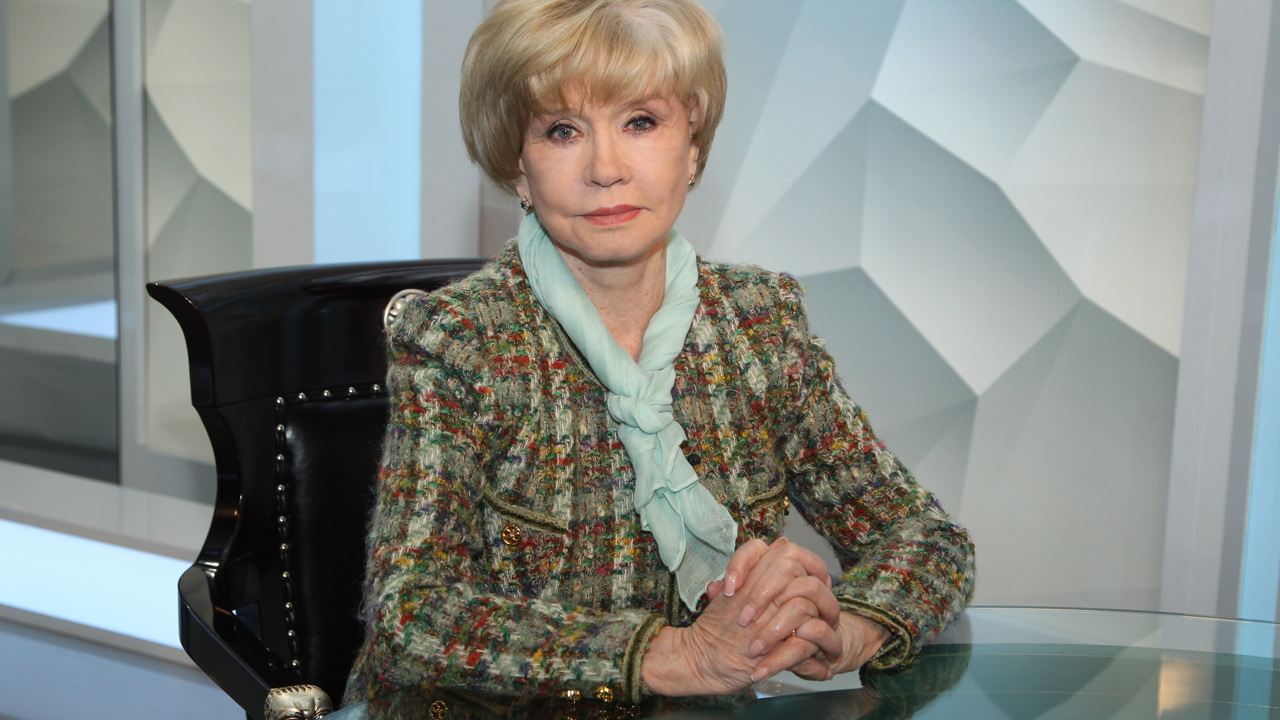 Вера Алентова отмечает юбилей