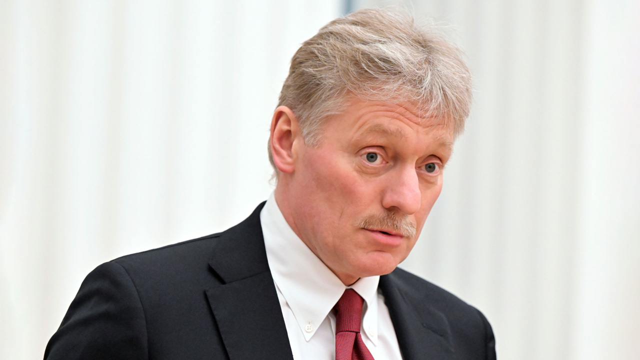 Песков прокомментировал вручение "Оскара" фильму "Навальный"
