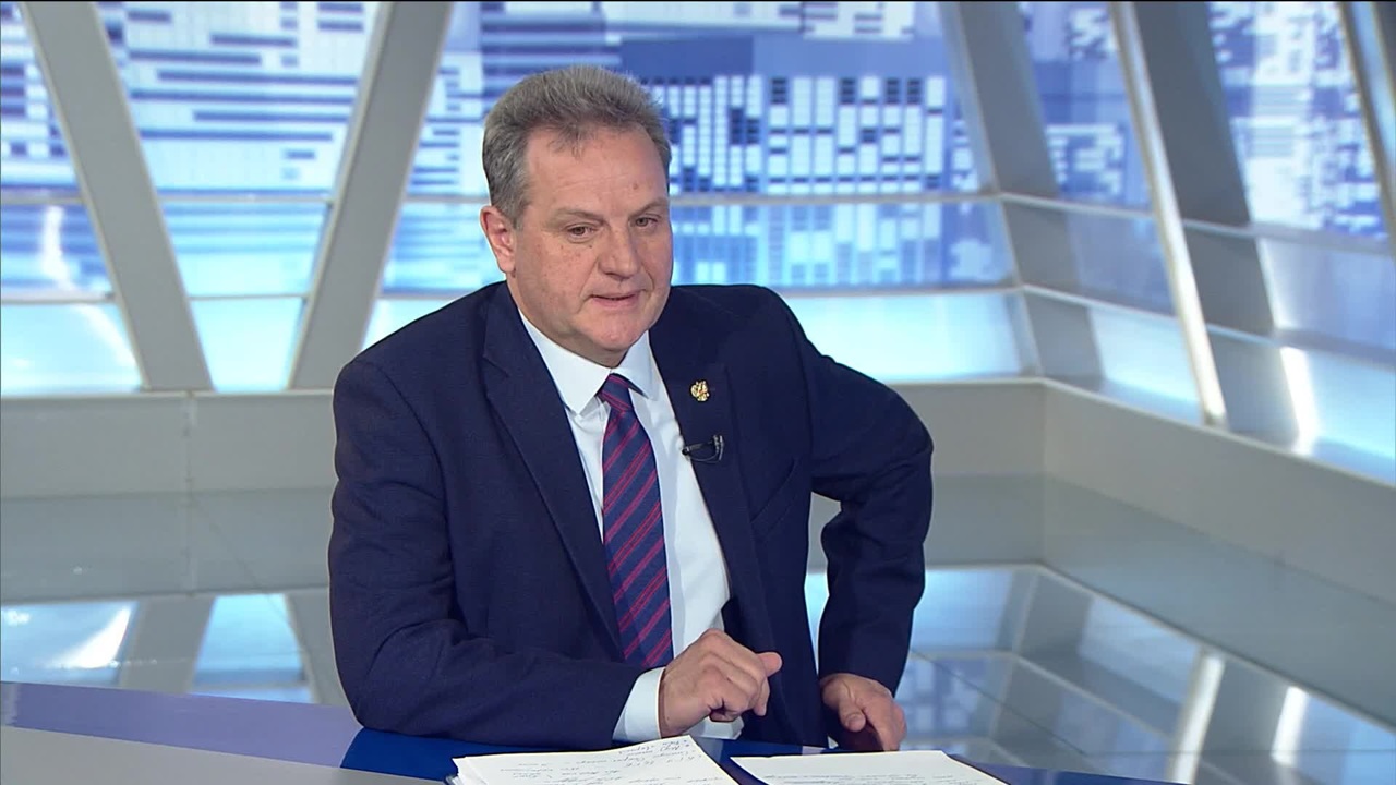 Председатель контрольного комитета администрации области Сергей Полузин