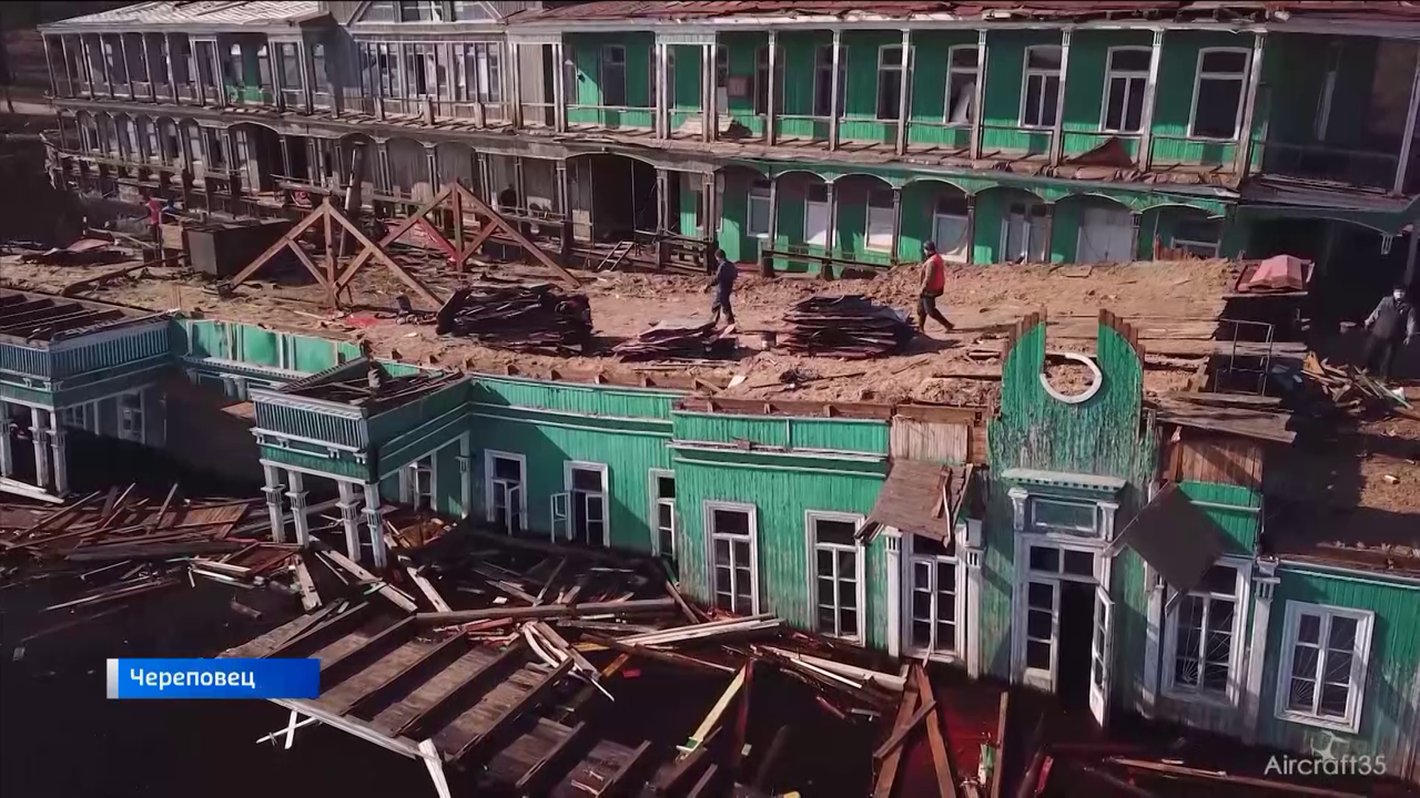 События недели: пожар на речном вокзале, строительство мостов и гуманитарная помощь ЛНР