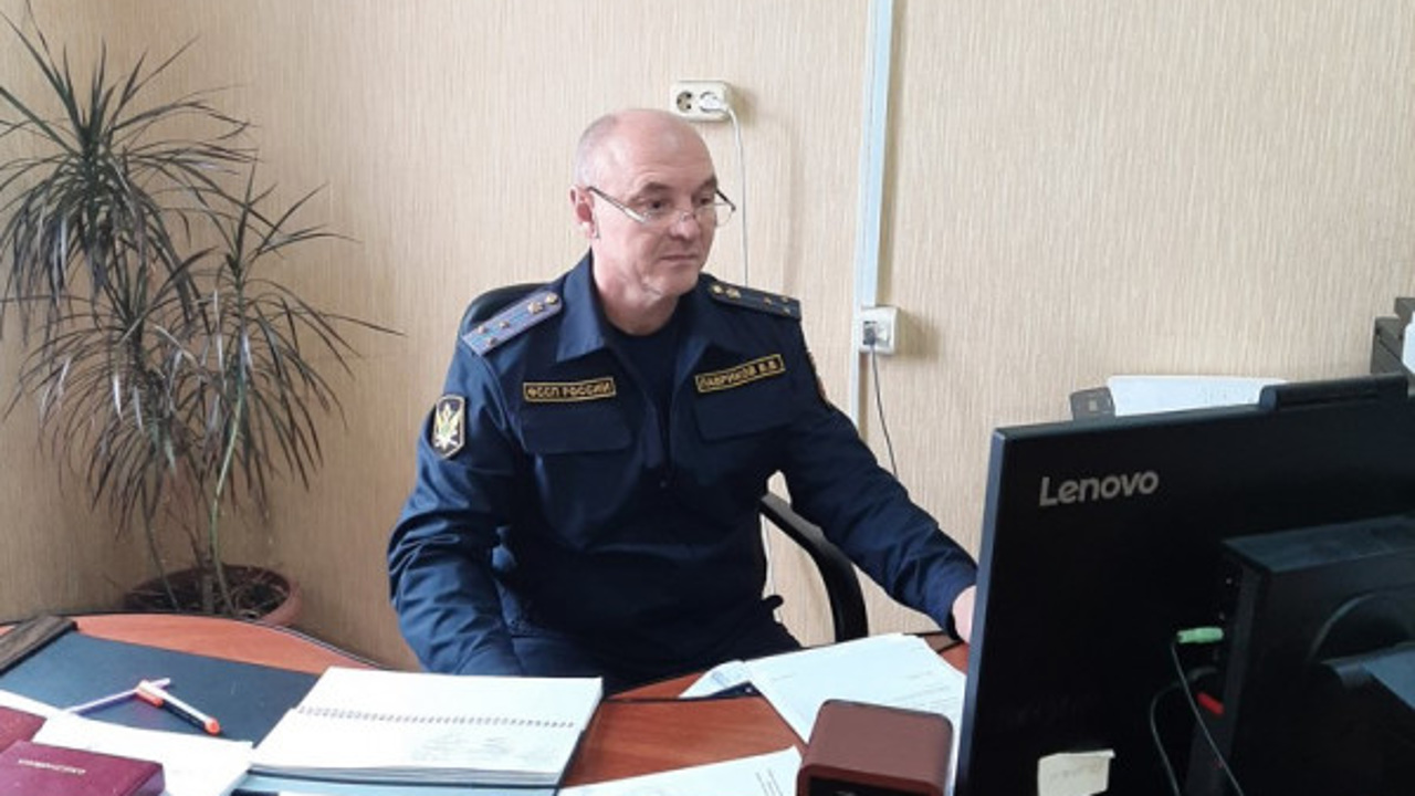 Судприставы взыскали моральный вред семье погибшего под колесами мусоровоза ребенка