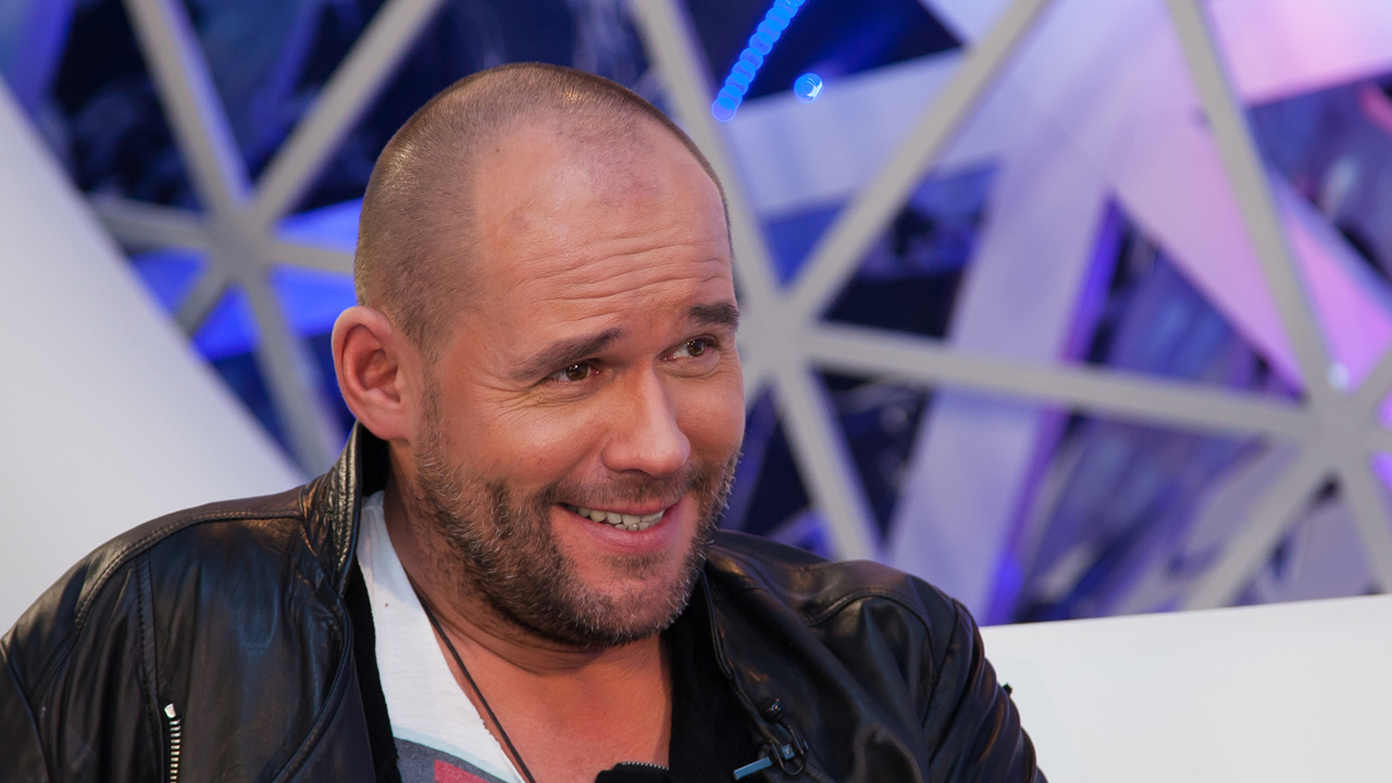 Максим Аверин: «На съемках в Адлере меня посадили в один вольер с волками»