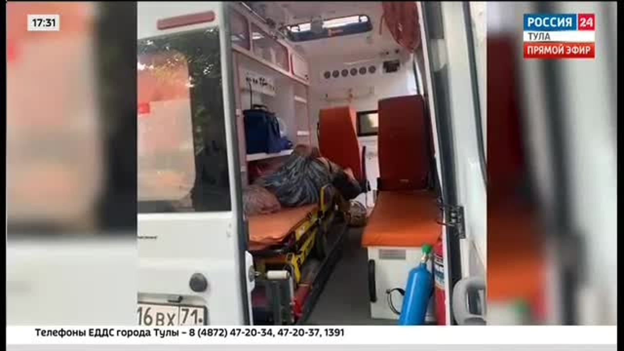 Пьяный дебошир напал на врачей скорой. Видео
