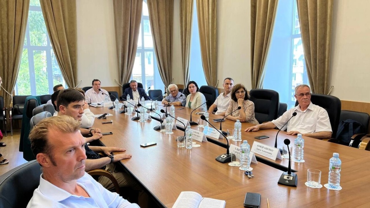 Эксперты отмечают высокий уровень конкуренции на выборах в области