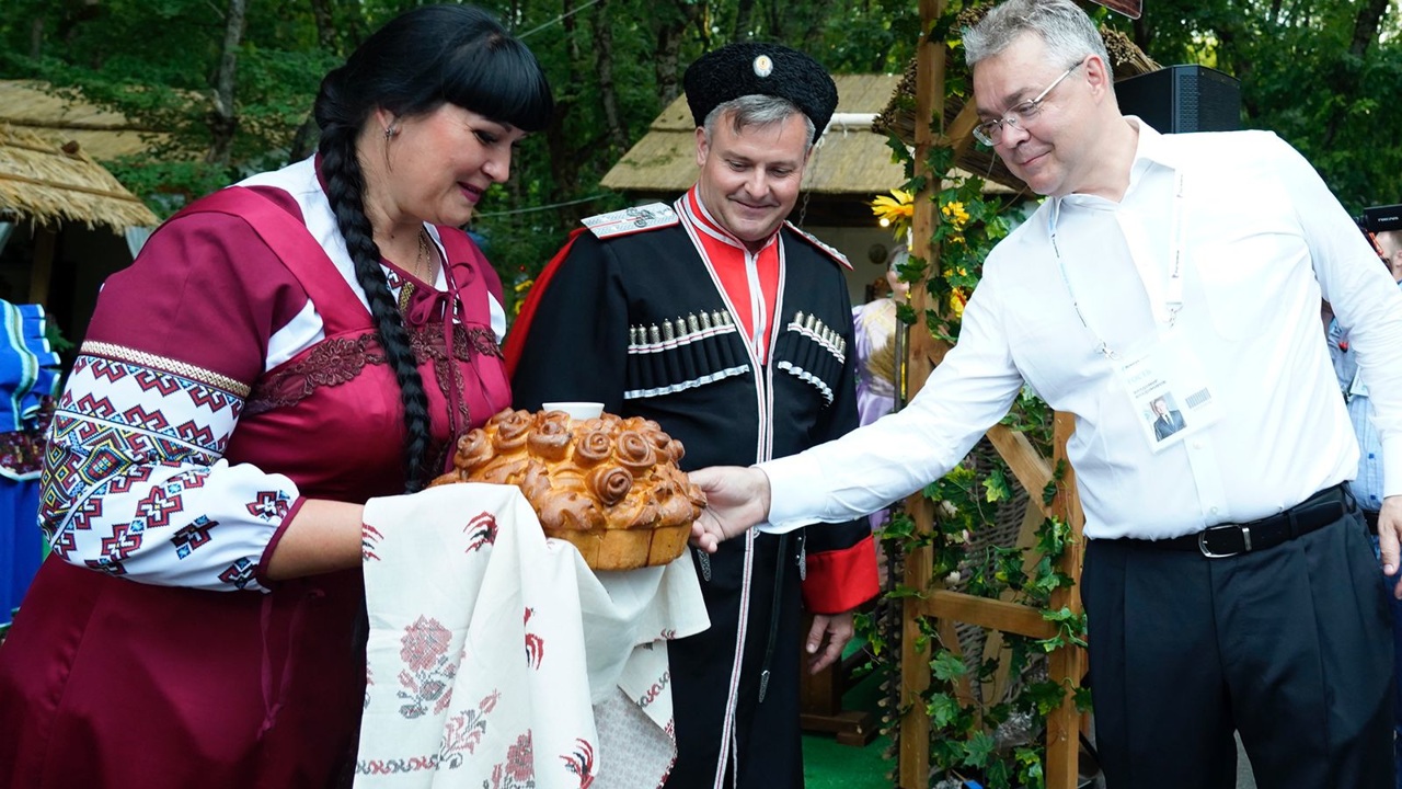 На "Машуке" снова шумер, там началась первая смена всероссийского молодежного форума