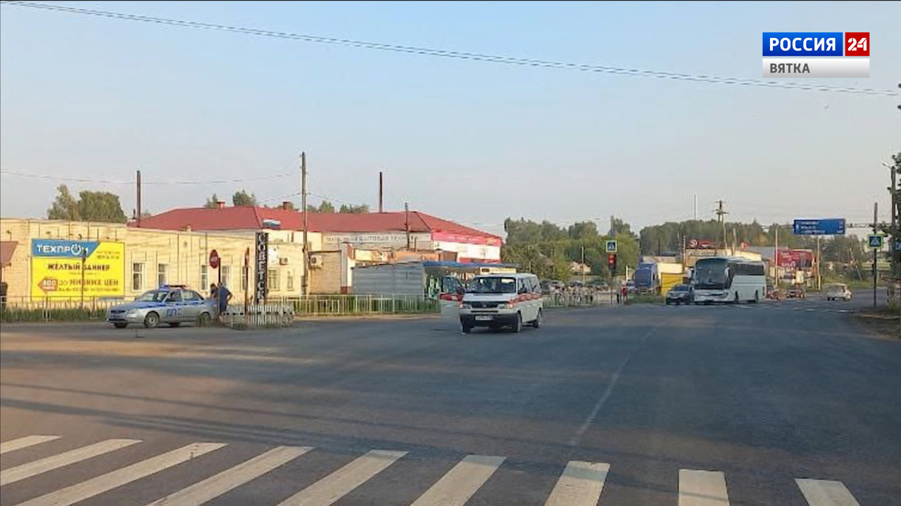 В Советске столкнулись междугородний автобус и "фольксваген"