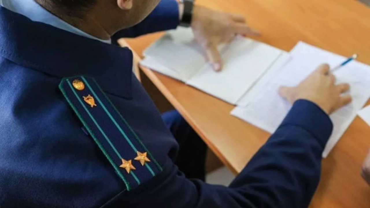 Прокуратура проводит проверку из-за падения ребёнка в канализационный люк