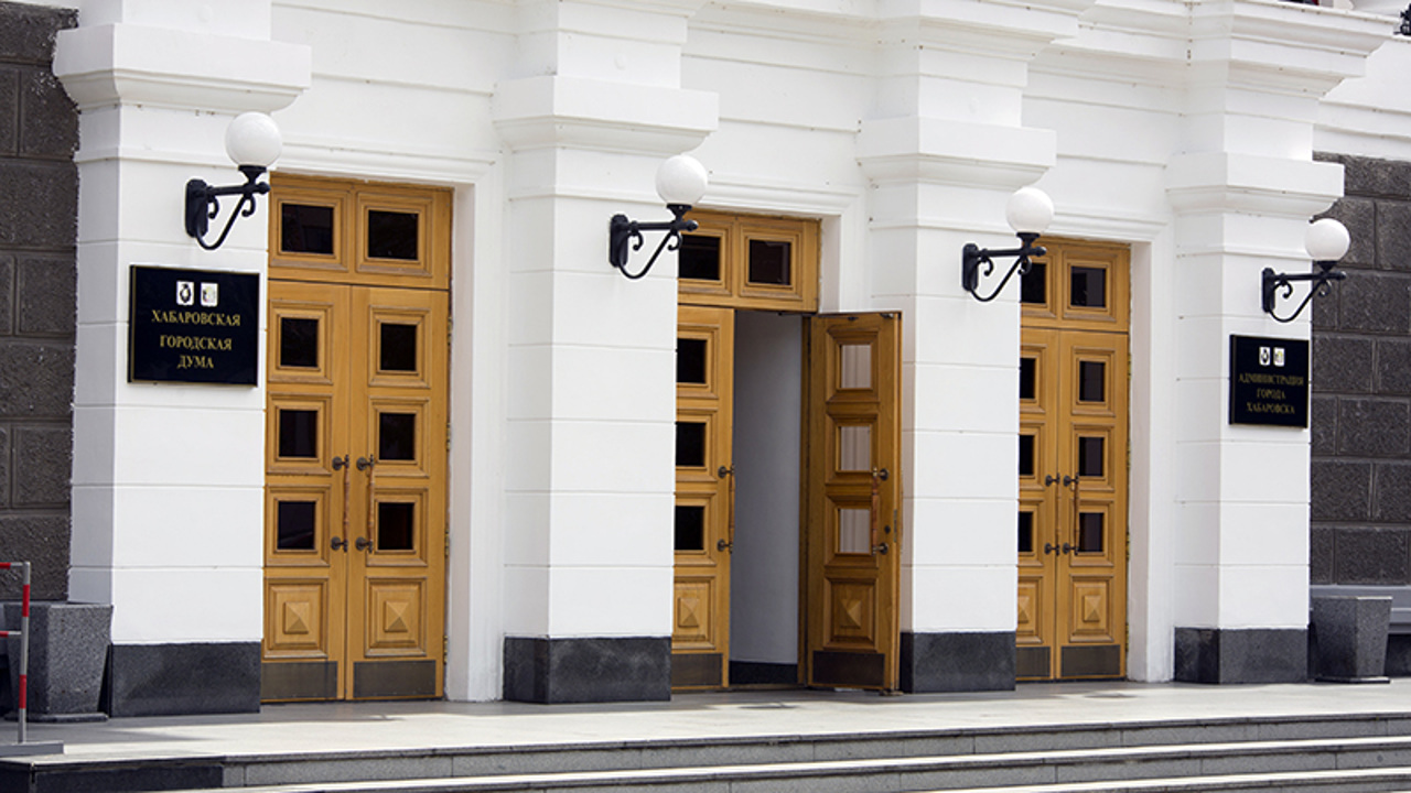 Хабаровск после тайфуна: Все городские службы работают в круглосуточном режиме работы