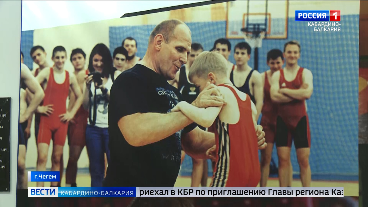 Олимпийский чемпион по греко-римской борьбе Александр Карелин встретился с борцами Чегема