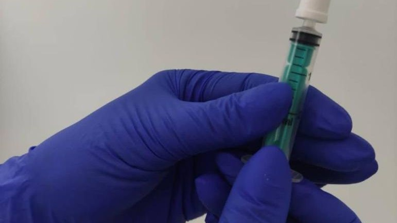 300 жителей Удмуртии получили первый компонент назальной вакцины от коронавируса