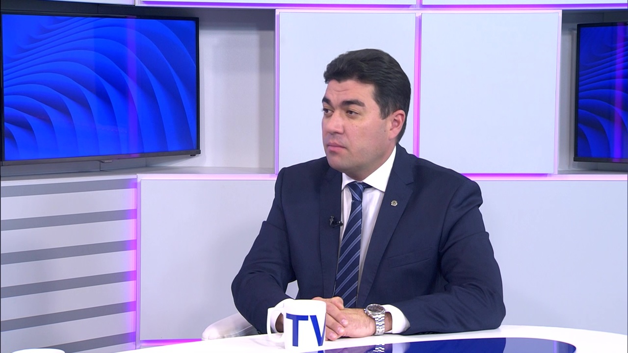 Ректор БАГСУ: "Несколько поколений выросло без реальных примеров для подражания"