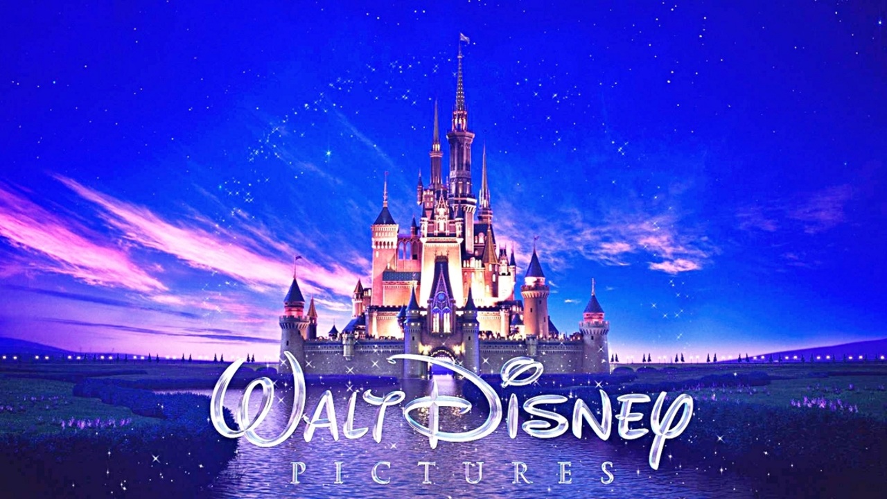 Студия Disney закрывает кинопрокатный отдел в России